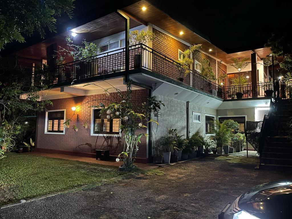 The Tenthola Kandy Ngoại thất bức ảnh