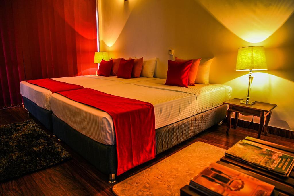 The Tenthola Kandy Ngoại thất bức ảnh